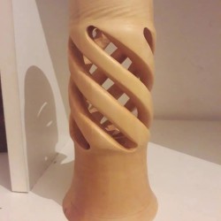 vase torsadé/ pot a crayon